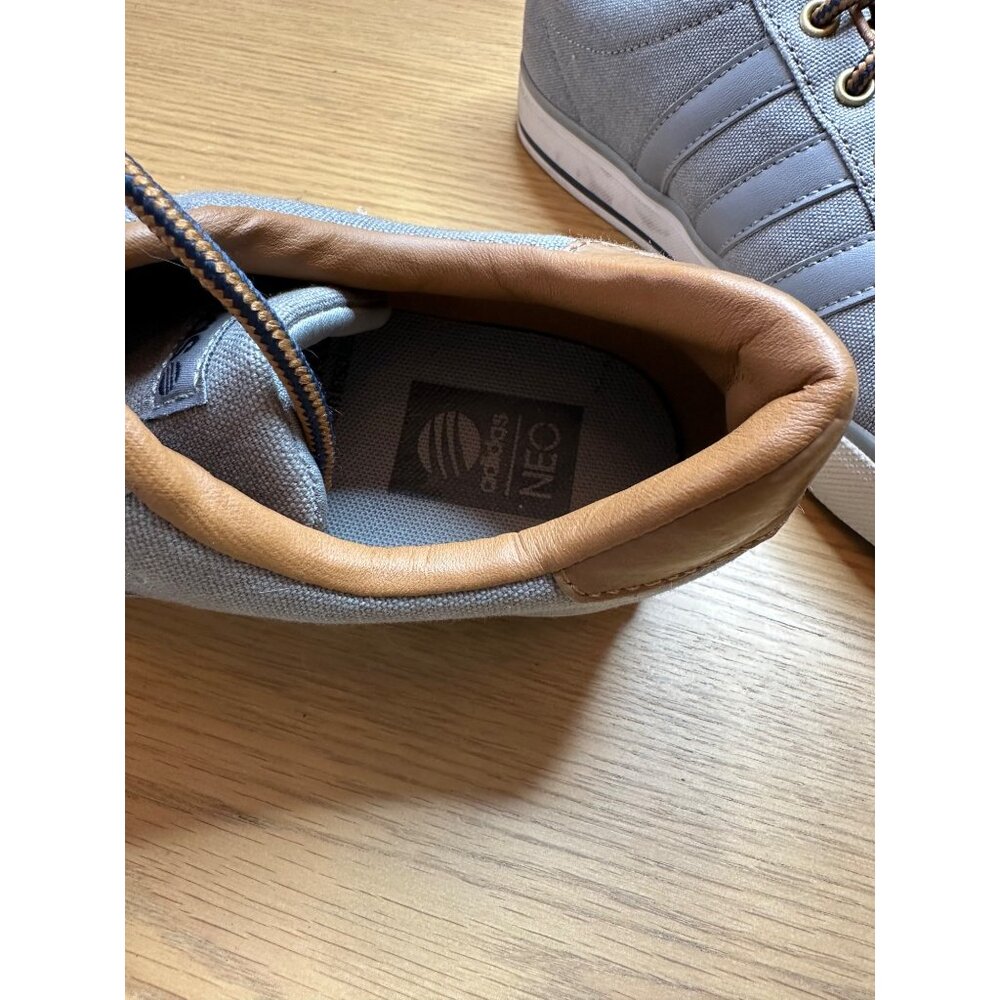 Adidas 7.5 Gray Canvas Sneakers Brown Accents Casual Stylish Footwear Mens - Picture 11 of 13